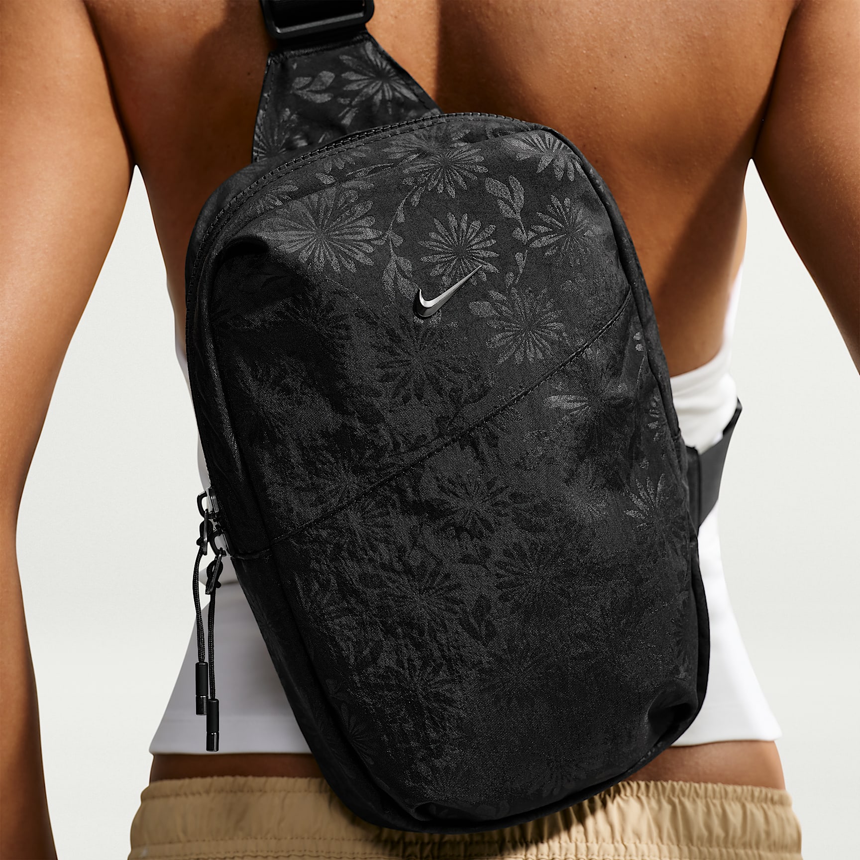 【Specialレア】00s NIKE CONSIDERED バックパック Nike Aura Floral Crossbody Bag (5L). Nike.com